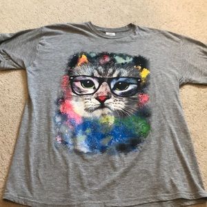 Colorful graphic cat tee